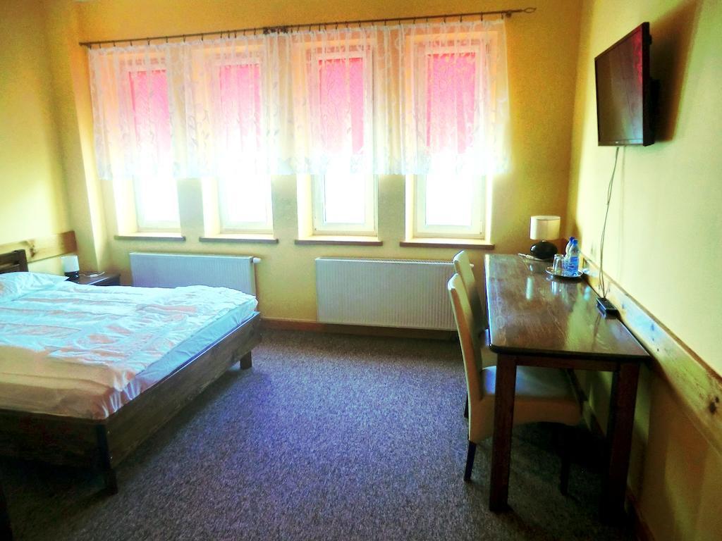 Iskra Bed & Breakfast Augustow Phòng bức ảnh
